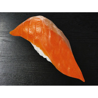 ブリの次はサーモン！くら寿司、「みかん風味サーモン」のネタを販売開始！ 画像