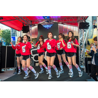 Apink、サプライズで渋谷109に登場！4分でステージ中止 画像