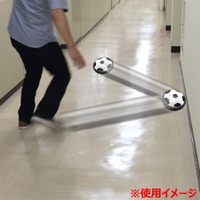 はね返りが楽しい！室内サッカーを楽しむホバーディスク 画像