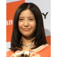 吉高由里子のタラレバ娘3ショットに「続編してほしい」の声 画像