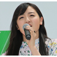“歌うま女子高生”として脚光を浴びたシンガー・鈴木瑛美子が、歌唱イベントで観客を魅了! 画像