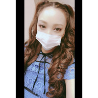 ざわちん、久しぶりにものまねメイク披露！安室奈美恵メイクに「ソックリ」 画像