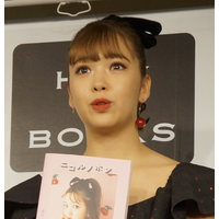 藤田ニコル、キュートで大人っぽい袴姿を披露！ 画像