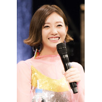 伊藤千晃、初のミニライブでファンクラブツアーの開催発表！ 画像