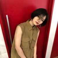 劇団4ドル50セント 湯川玲菜、ショートカット姿にイメチェン 画像