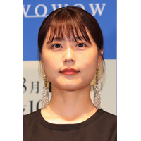 有村藍里、妹・架純とのレアな2ショットをインスタに公開 画像