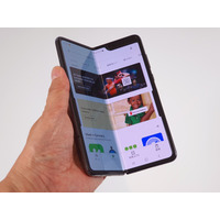 折りたたみスマートフォン「Galaxy Fold」をサムスンが一般公開！9月から各国で販売開始 画像