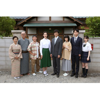 SPドラマ企画『磯野家の人々～20年後のサザエさん～』家族写真公開！“幻の8人目の家族”も 画像