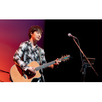 三浦祐太朗、母・山口百恵がマイクを置いた日にライブ！カバー楽曲に「最初は葛藤がありました」 画像