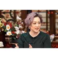 昨年離婚のSHELLY、“孤独な夜のひとり酒の相棒”語る 画像