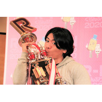 『R-1』優勝の野田クリスタル、“M-1で酷評”された上沼恵美子に「賞金500万円で献上したい！」 画像