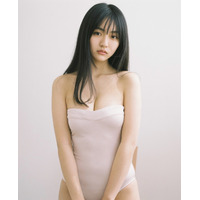 豊田ルナ、『週プレ』グラビア初登場！「おすまし顔を多めで」 画像