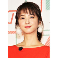 佐々木希のSNSに心配の声！夫・渡部建の全番組出演自粛報道受け 画像