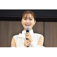 松本まりか、女性誌『anan』で大人の色気！年下男子に濃厚キス!? 画像