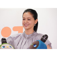 家族型ロボットにゾッコンの黒谷友香、“生身のパートナー”は「誰か、探してください！」 画像