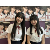 スパガの阿部夢梨と長尾しおりが写真集発売!  制服姿で“水着姿&彼女感ショット”をアピール! 画像