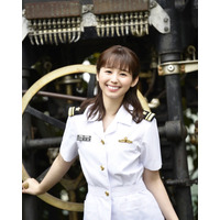 小池里奈が可愛すぎる自衛官に！『MAMOR』表紙で制服を爽やかに着こなし！ 画像