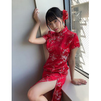 NMB48・安田桃寧、太ももセクシーなチャイナドレス姿を披露！ 画像