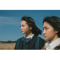 元さくら学院の新谷ゆづみ＆日高麻鈴がダブル主演！映画『麻希のいる世界』が来年1月公開 画像