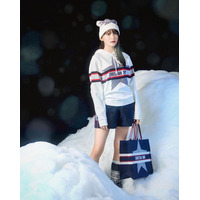 「本当に天使」「雪が似合いそう」……久間田琳加のファッションに絶賛の声 画像