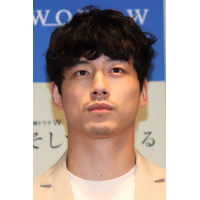 坂口健太郎、自身のツイートに“#俺たちの菅波”！「1時間ぐらい迷った」 画像