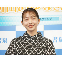 カレンダーをリリースの新田あゆな、初の取材会は「ガチガチでした」 画像