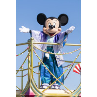 お正月は和服姿のミッキーマウスやディズニーの仲間たちがお出迎え.......東京ディズニーランド＆シー 画像