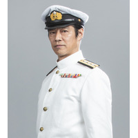 堤真一、『潜水艦カッペリーニ号の冒険』出演決定！初共演・二宮和也の印象は「真面目に役と向き合っている方」 画像