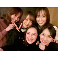 北川景子、泉里香、小松彩夏らの“戦士会ショット”に反響「キターッ!!」「皆さん相変わらずかわいい」 画像