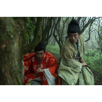 頼朝巡り一触即発！大庭景親（國村隼）も現れ.....NHK大河ドラマ『鎌倉殿の13人』第2話 画像