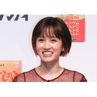 前田敦子、息子が元AKB48メンバーのおっぱいイジりまくり 画像