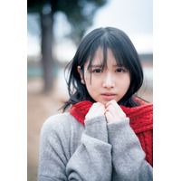 日向坂46・上村ひなのが圧倒的“美少女感”！単独表紙2年ぶり！！ 画像