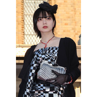 平⼿友梨奈が「カルティエ」イベントに登壇…市松模様のドレスで魅了 画像