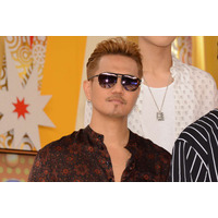 EXILE ATSUSHI、ロケでファンに生歌の神対応！ダジャレ好きな一面も披露し「イメージ変わった」 画像