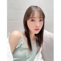 堀未央奈、美しいキャミ姿を披露「惚れました」「天使や……」 画像