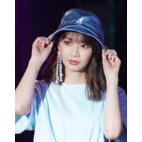 JJモデルの日向坂46・高本彩花、美脚スラリのミニスカ私服コーデ公開 画像