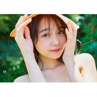 モデル・林芽亜里、初のカレンダー発売「雰囲気の変化に注目して」 画像