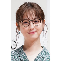 佐々木希、第2子妊娠を報告！夫・渡部建も喜び「この大きな感動を胸に更に精進してまいます」 画像