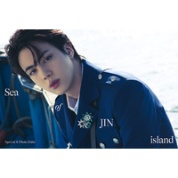 入隊控えるBTS・JIN、写真集発売！“海”をテーマに、船長・海賊・漁師に変身！ 画像