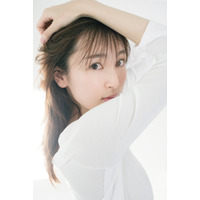 宮下かな子、デジタル写真集が発売！透き通る美肌披露！ 画像