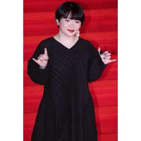 富田望生、仲良しの福原遥に「友達の恋愛を見ているようなウズウズ感」 画像