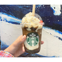 【実食】スタバの新作は、なんとコーラ味！「スターバックス コーラ フラペチーノ」を実食 画像