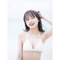 日向坂46・影山優佳、プライベートでも着たことがない水着カットが初解禁！ 画像