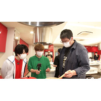 なにわ男子の西畑＆大橋が「京大カレー部」に体験入部！絶品カレーに大興奮 画像