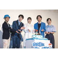 広瀬すず、サプライズで誕生日祝福に大喜び「25歳でしか演じられない役やりたい」 画像