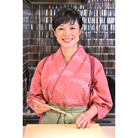 有働由美子が小料理屋の女将に 画像