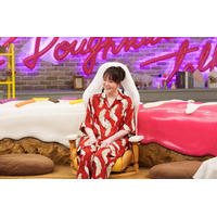 貫地谷しほり、夫との出会いや結婚までを赤裸々に......『ドーナツトーク』 画像