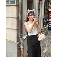 久間田琳加、1年ぶりUSJで新カチューシャにひとめぼれ！ファンは「水色チョイス最高～」 画像
