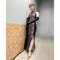「凄いお衣装です」NMB48・渋谷凪咲、美脚チラ見せに「めちゃくちゃ可愛くてセクシー」の声 画像