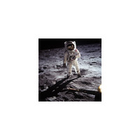 NASAがアポロ11号月面着陸の実況中継をネット配信 画像